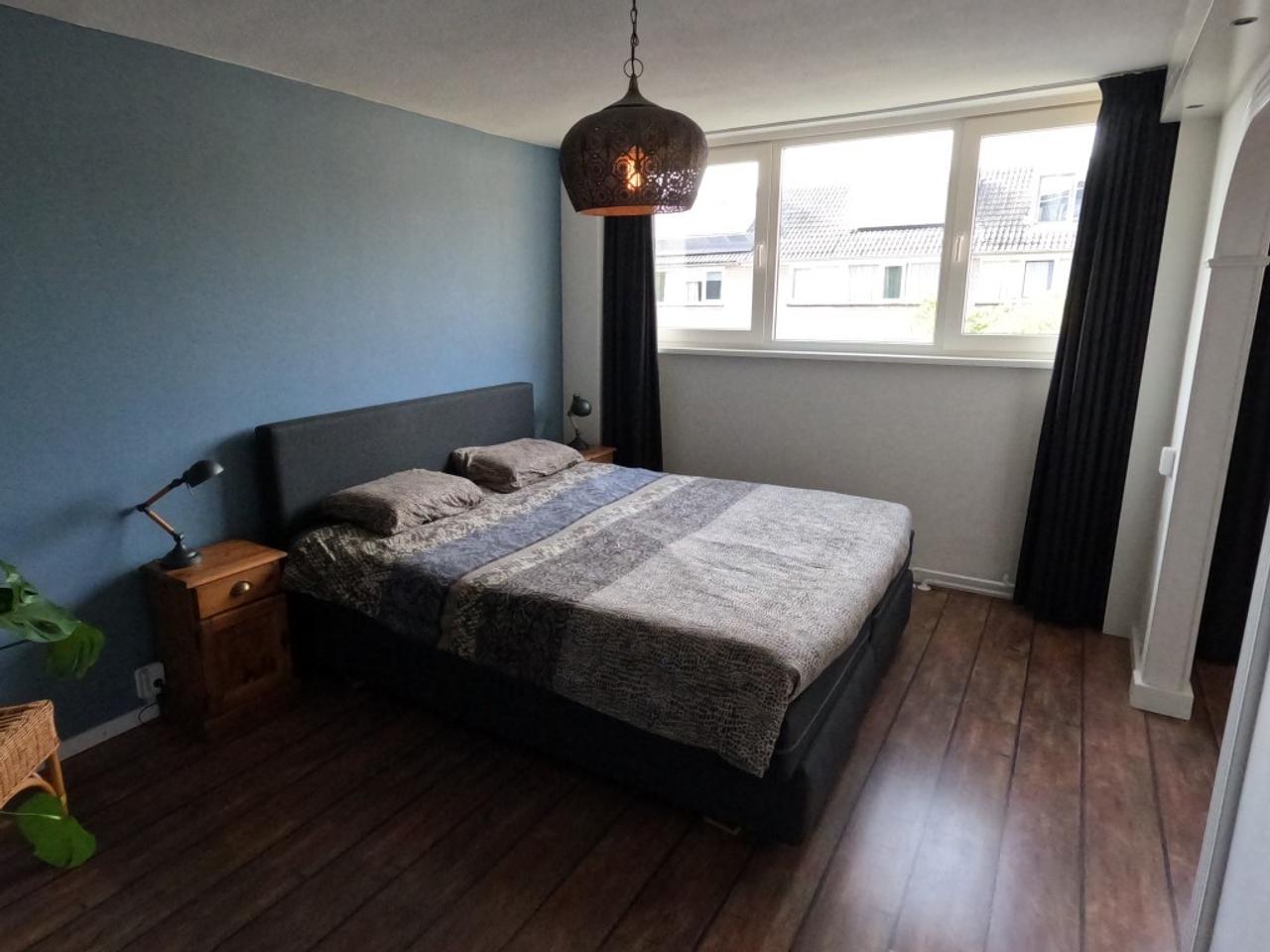 Hoekwoning met 3 slaapkamers en tuin - Afbeelding 9
