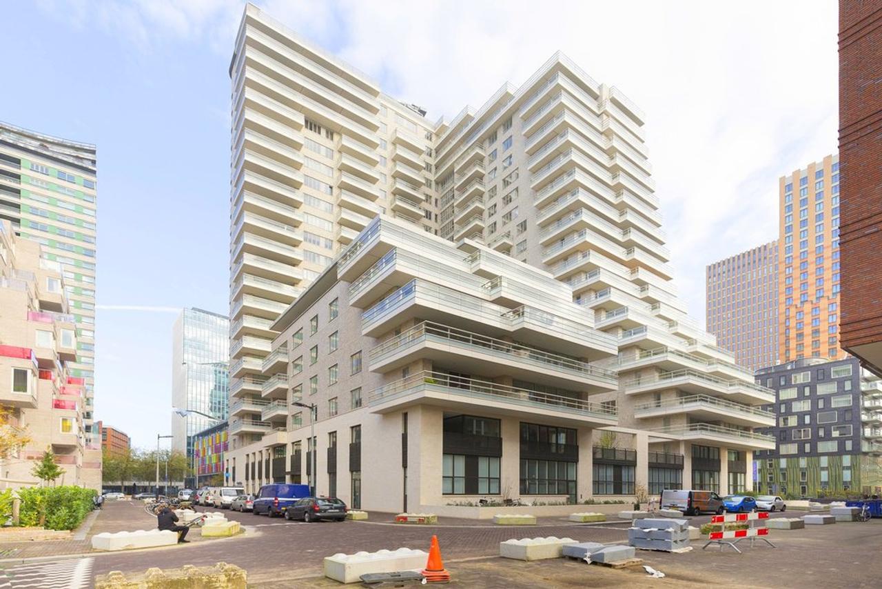 Gemeubileerd 3-kamerappartement met groot balkon - Afbeelding 1