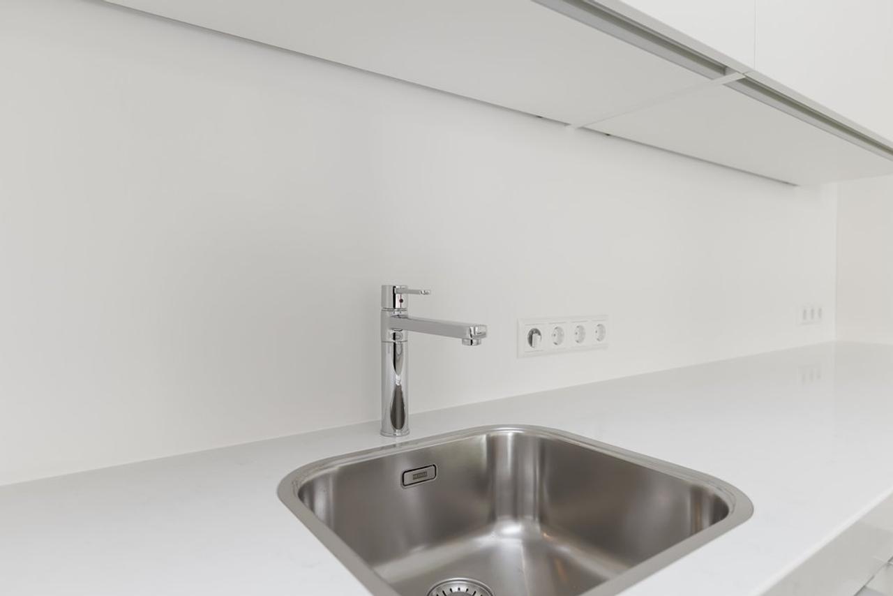 Gemeubileerd 3-kamerappartement met groot balkon - Afbeelding 23