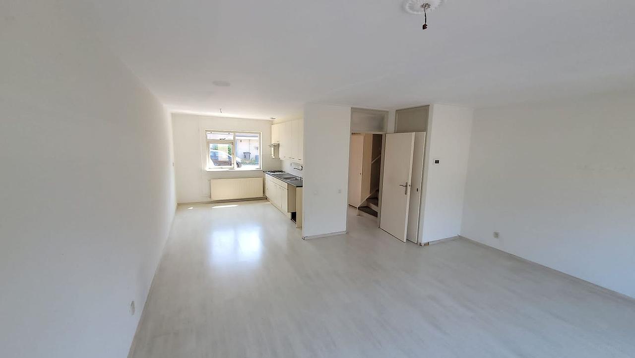 118m² Family Home with Garden in Haarlem-Oost - Image 3