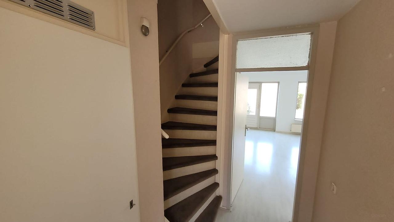 118m² Family Home with Garden in Haarlem-Oost - Image 6
