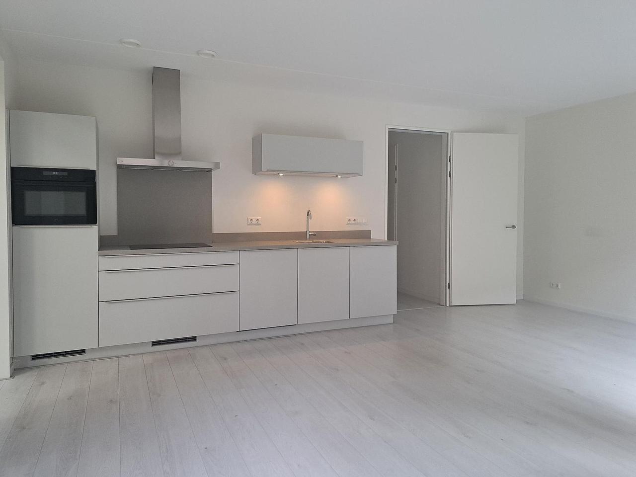 Licht 83m² appartement in Eindhovens Philipsdorp - Afbeelding 2