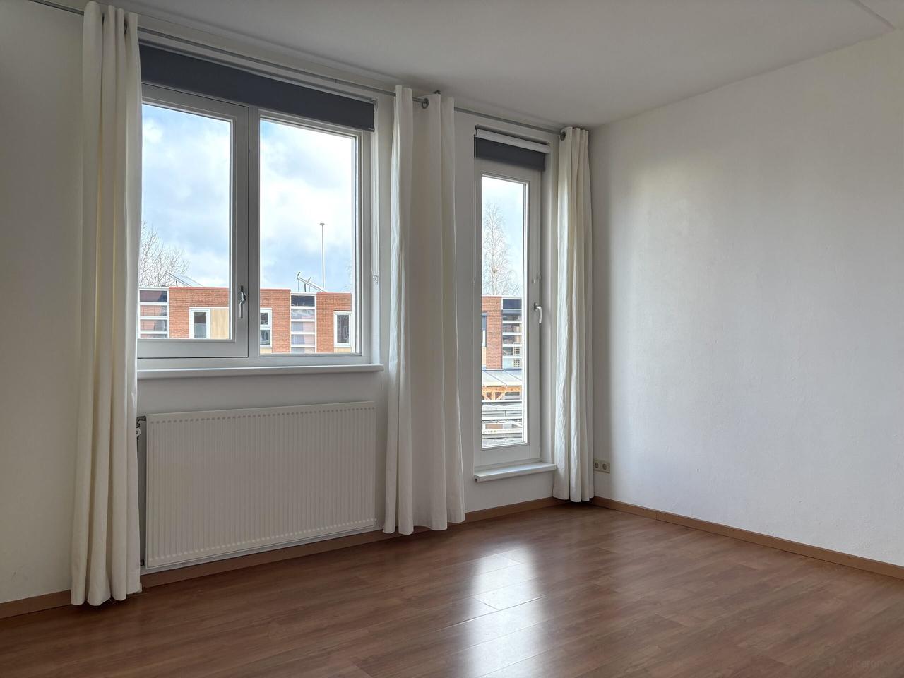 Tussenwoning met tuin vlak bij ASML - Afbeelding 15