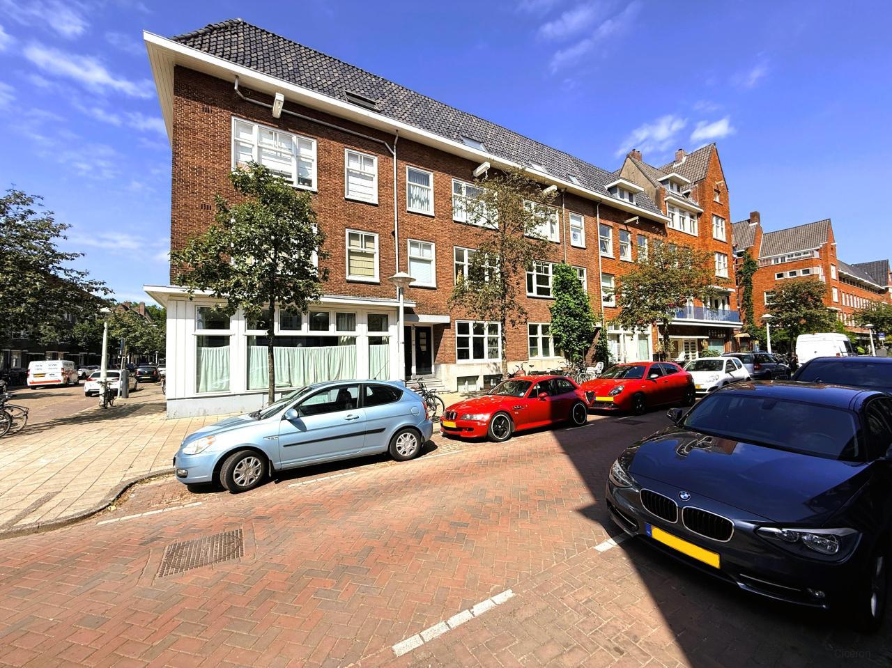 Dubbele benedenwoning met tuin in Zuid - Afbeelding 1