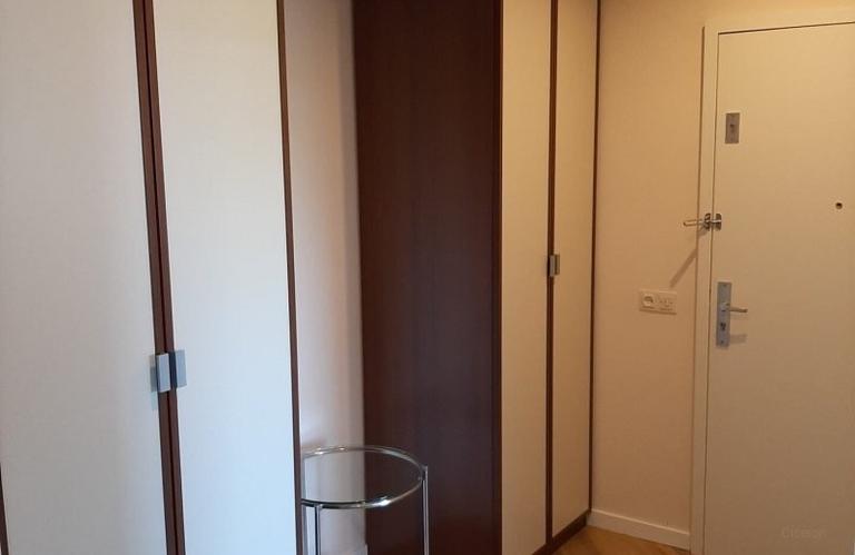Gemeubileerd 4-kamerappartement met balkon - Afbeelding 7