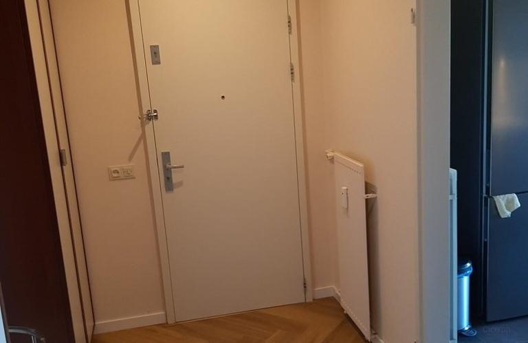 Gemeubileerd 4-kamerappartement met balkon - Afbeelding 8