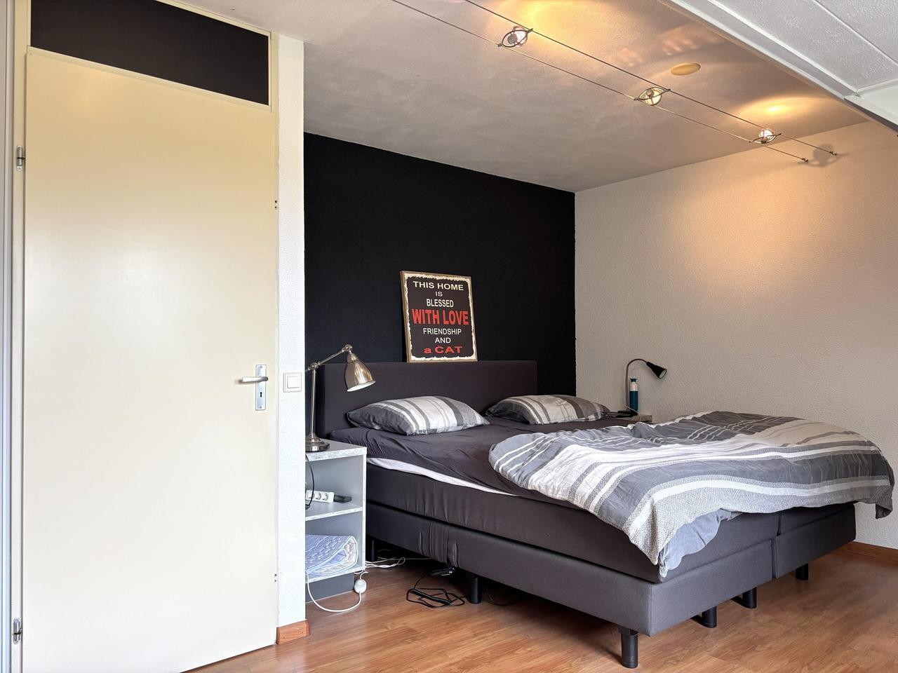 Gemeubileerd huis met tuin en garage - Afbeelding 12