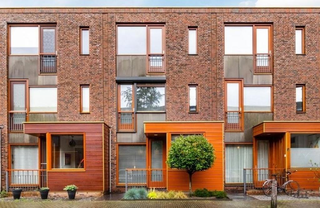4-slaapkamer woning met tuin in Grasrijk - Afbeelding 1