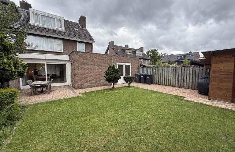 Gemeubileerde woning met oprit en tuin - Afbeelding 21