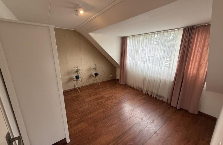 Gemeubileerde woning met oprit en tuin - Afbeelding 36