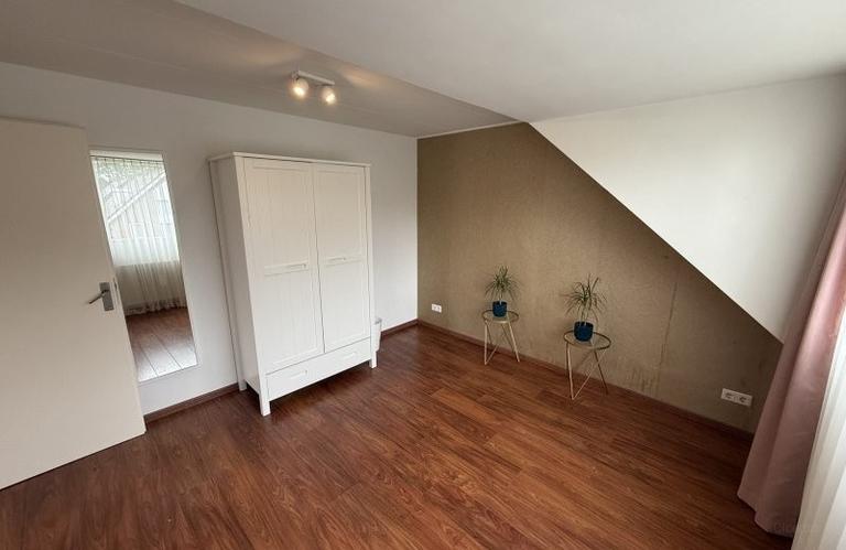 Gemeubileerde woning met oprit en tuin - Afbeelding 37
