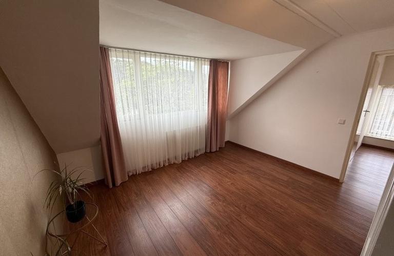 Gemeubileerde woning met oprit en tuin - Afbeelding 38