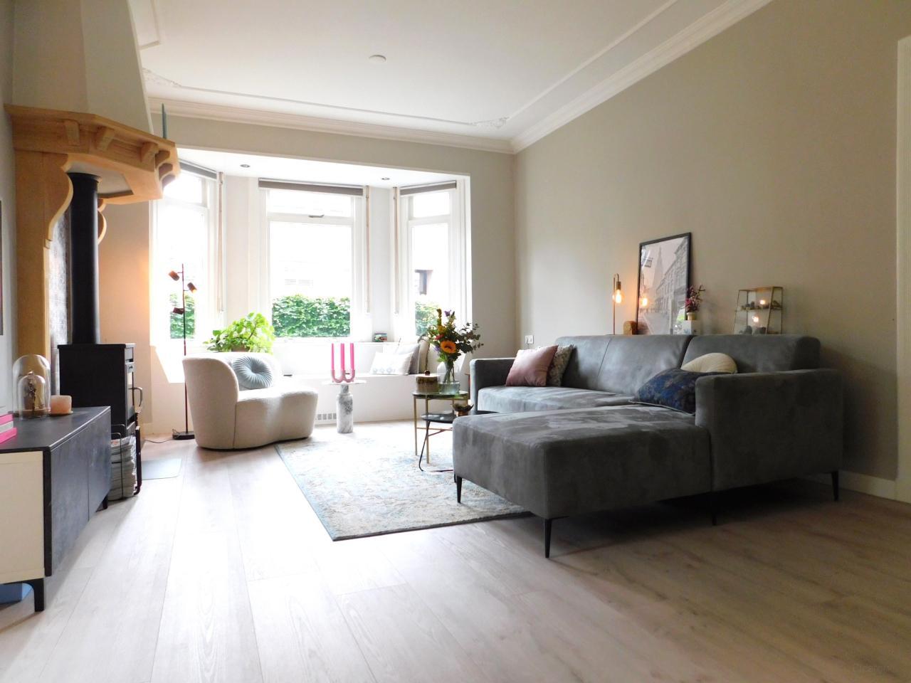 Detached House with Garden and Workspace - Image 3