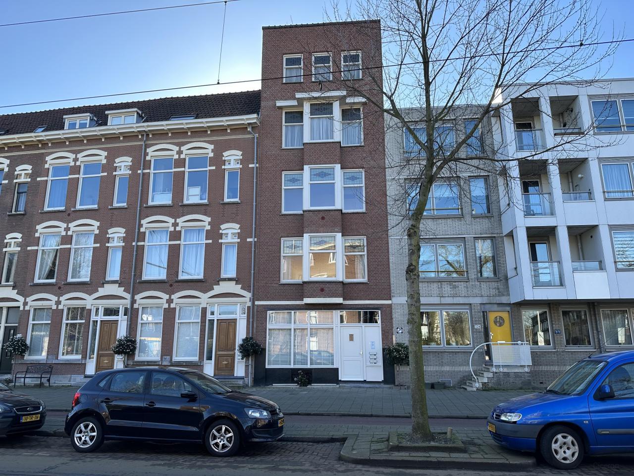 Dubbele benedenwoning met tuin in Kralingen - Afbeelding 1
