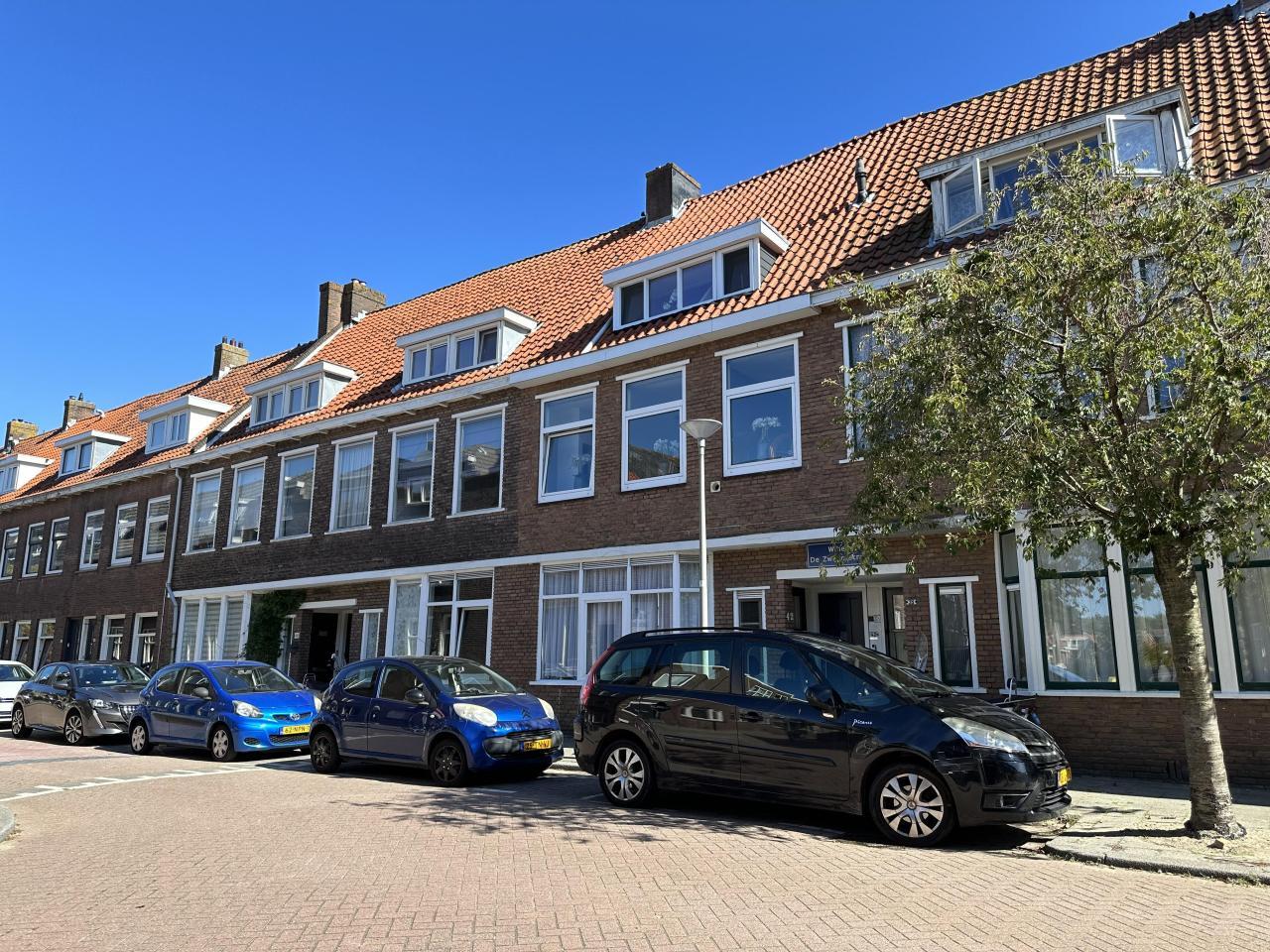 4-kamer appartement met balkon in Overschie - Afbeelding 1