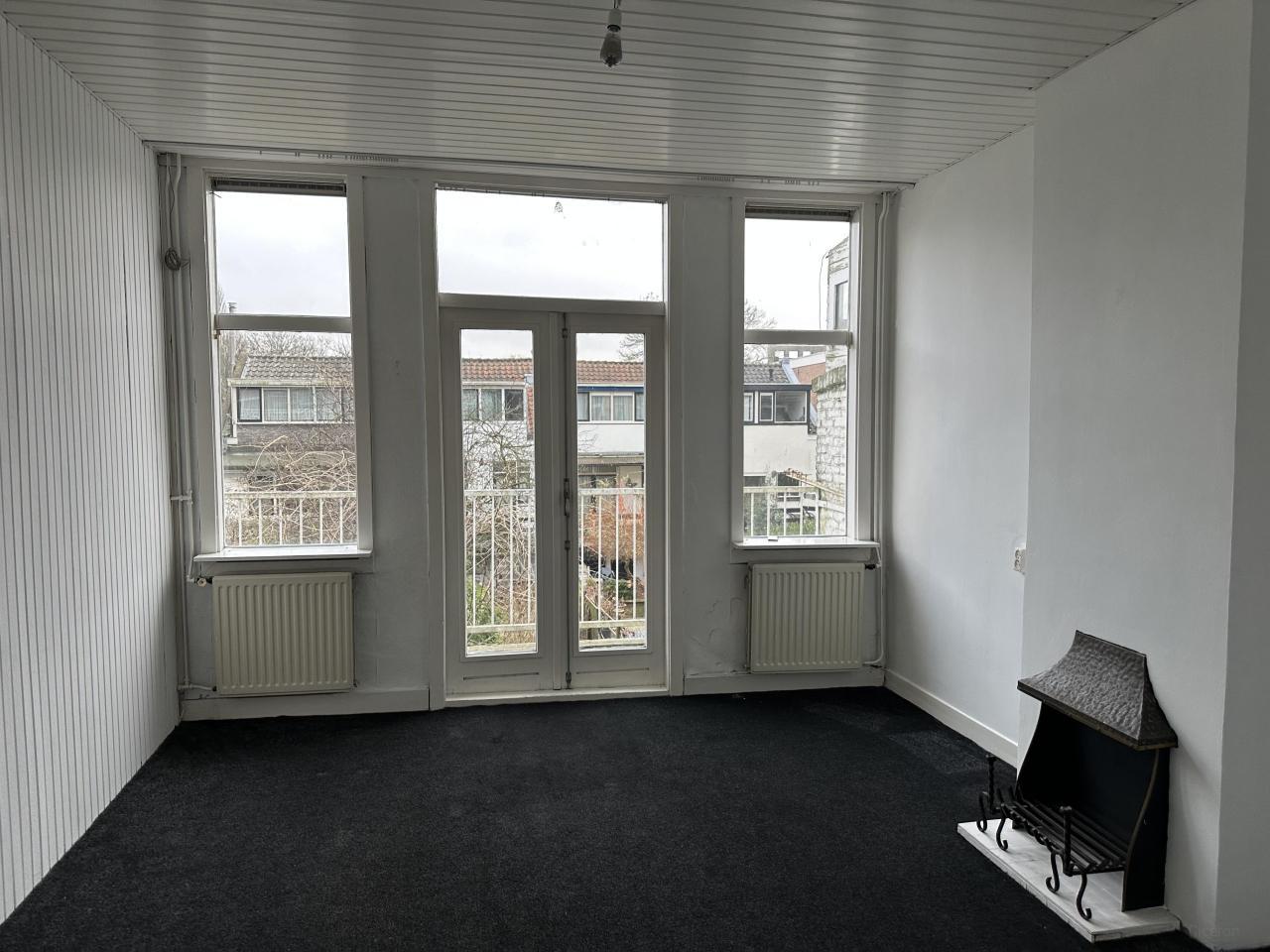 4-kamer appartement met balkon in Overschie - Afbeelding 3
