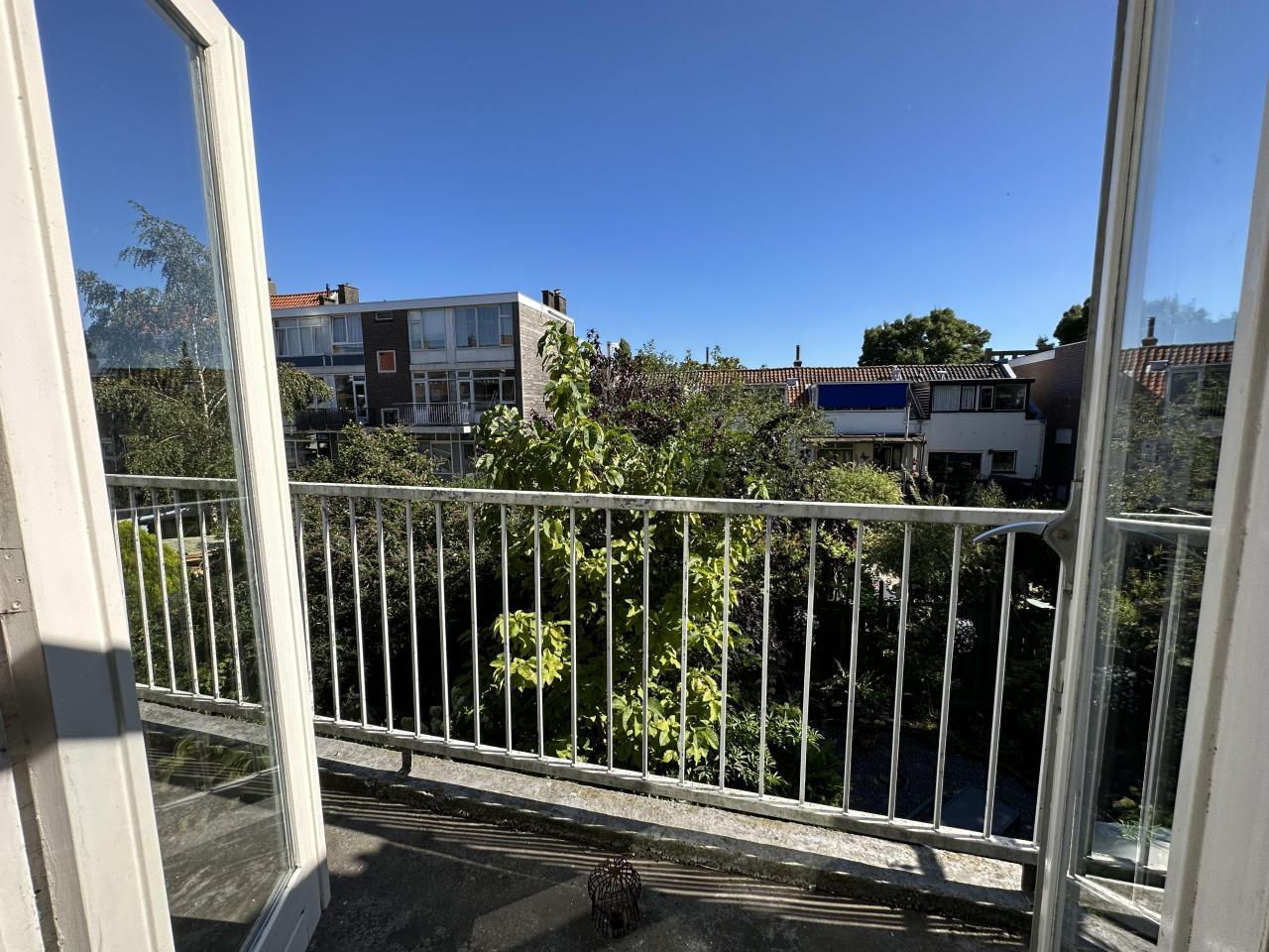 4-kamer appartement met balkon in Overschie - Afbeelding 5