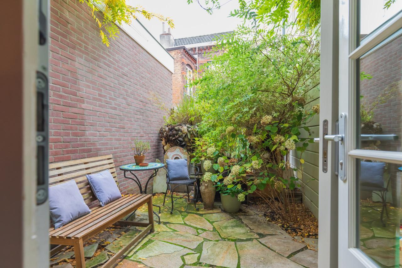 158 m² Townhouse with Garden in Burgwal - Image 3