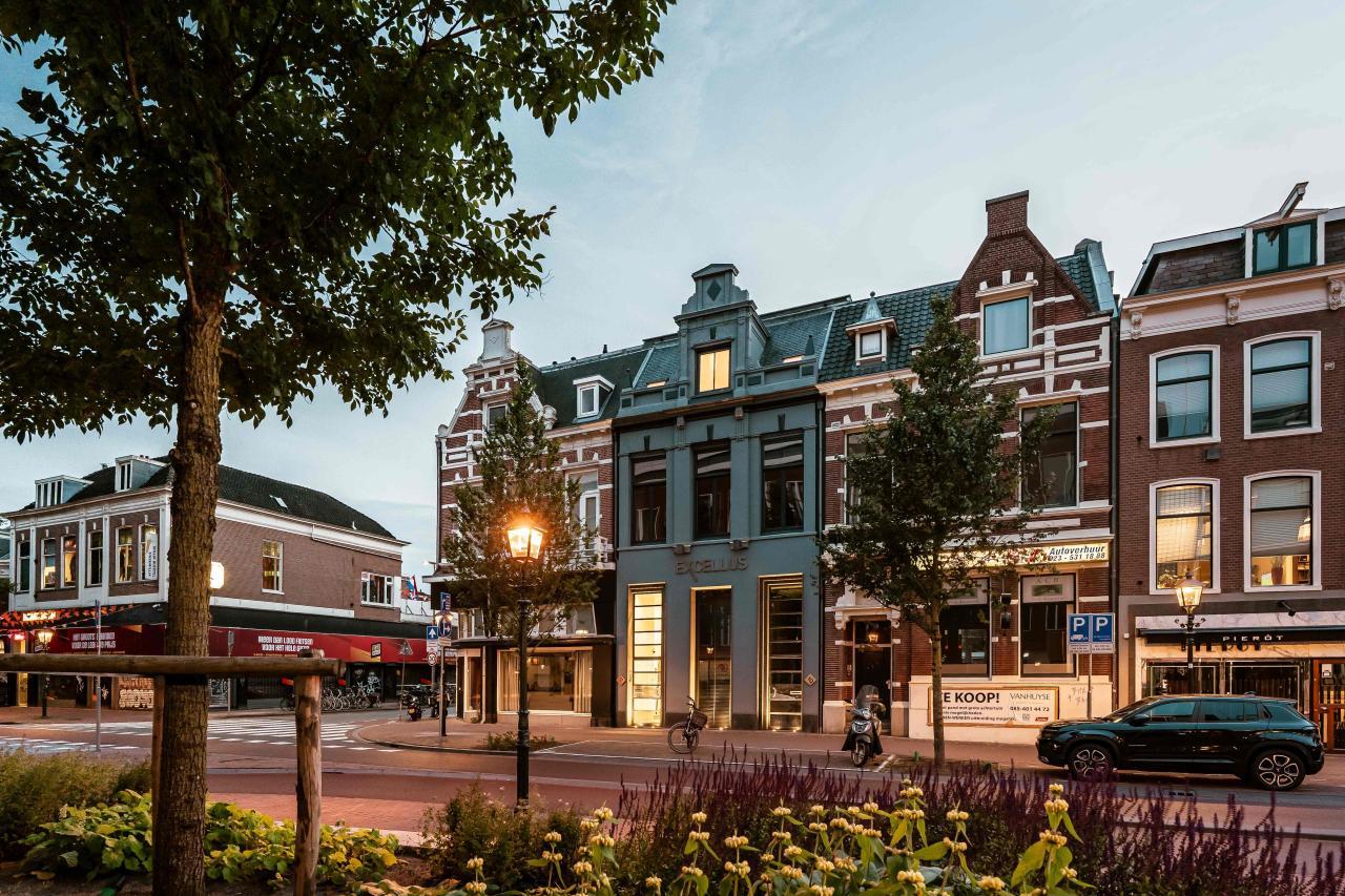 160 m² Loft with Balcony on Houtplein - Image 1