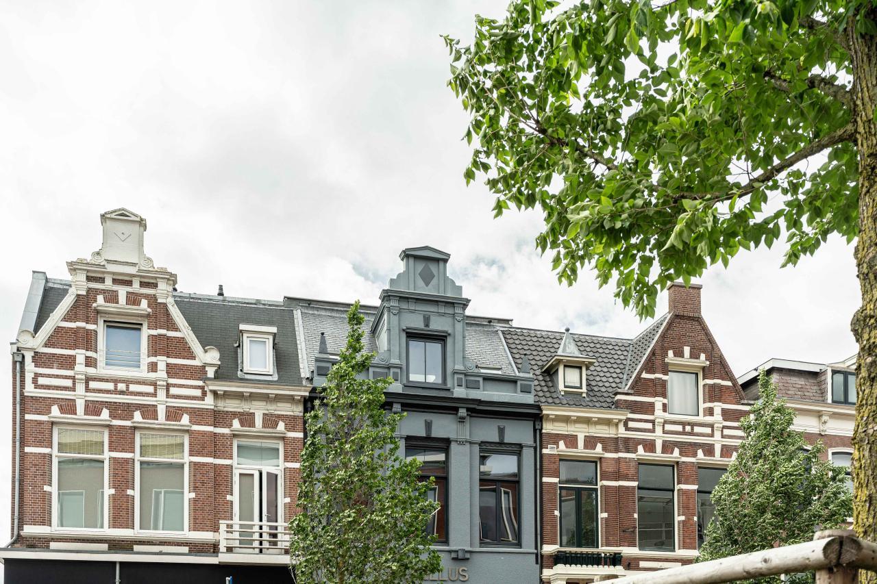 160 m² Loft with Balcony on Houtplein - Image 2