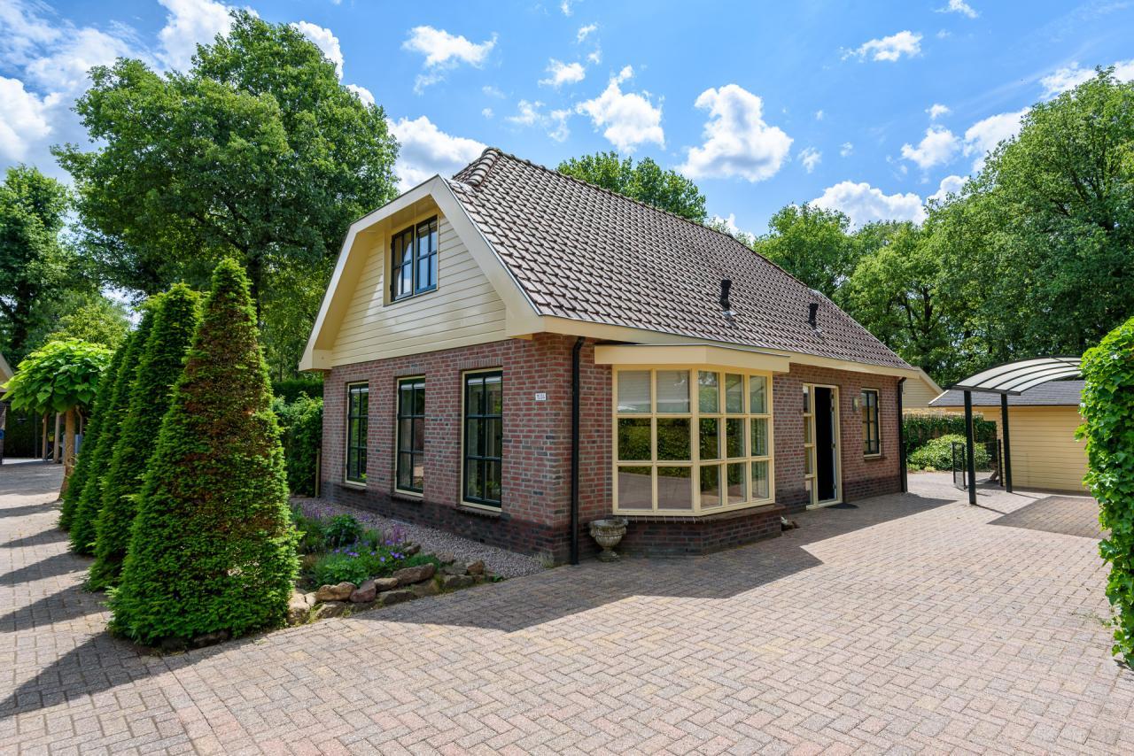 Temporary Detached Living with 3 Bedrooms - Image 1