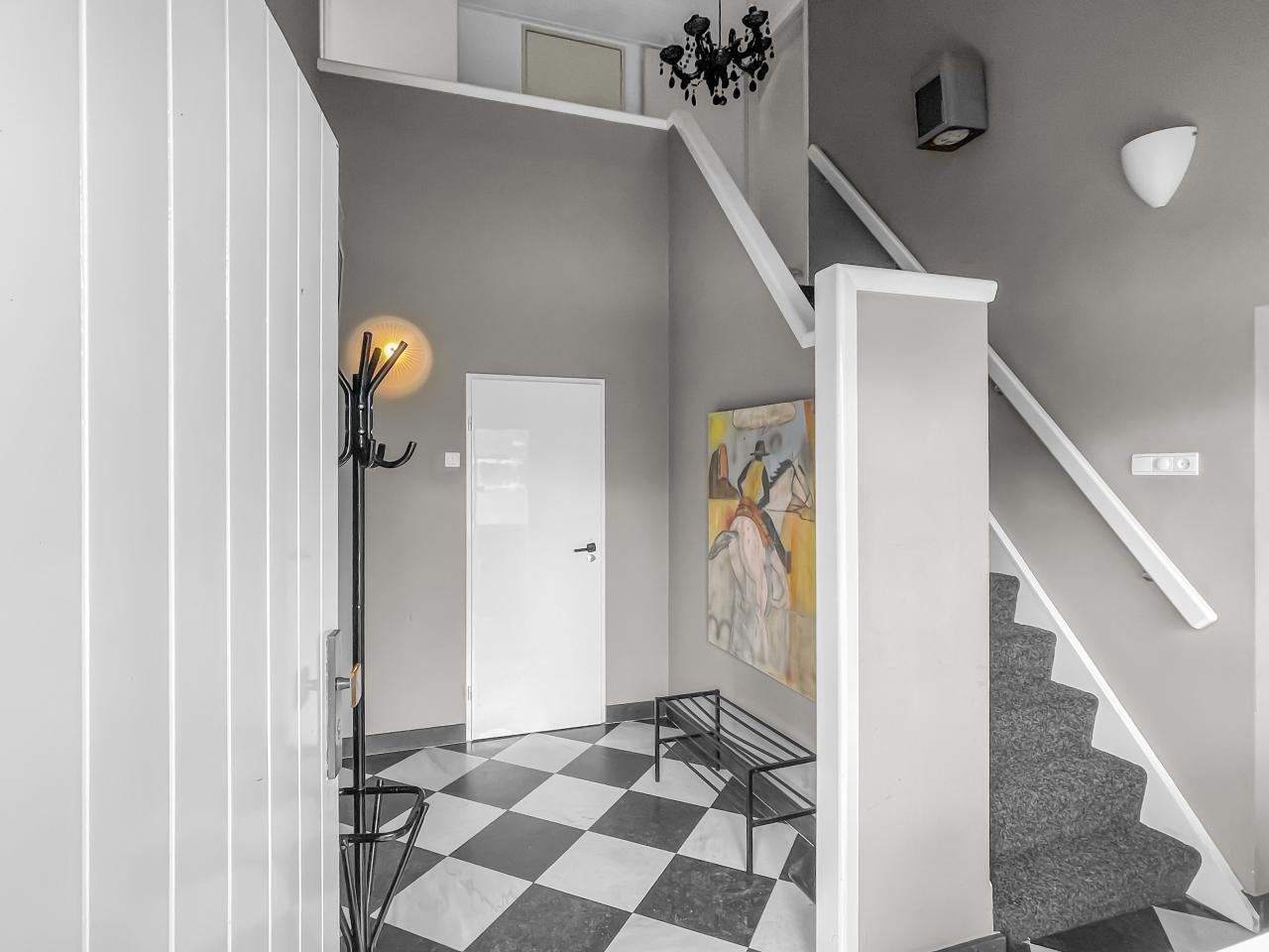 Waterfront Living with Terrace in Loosdrecht - Image 3