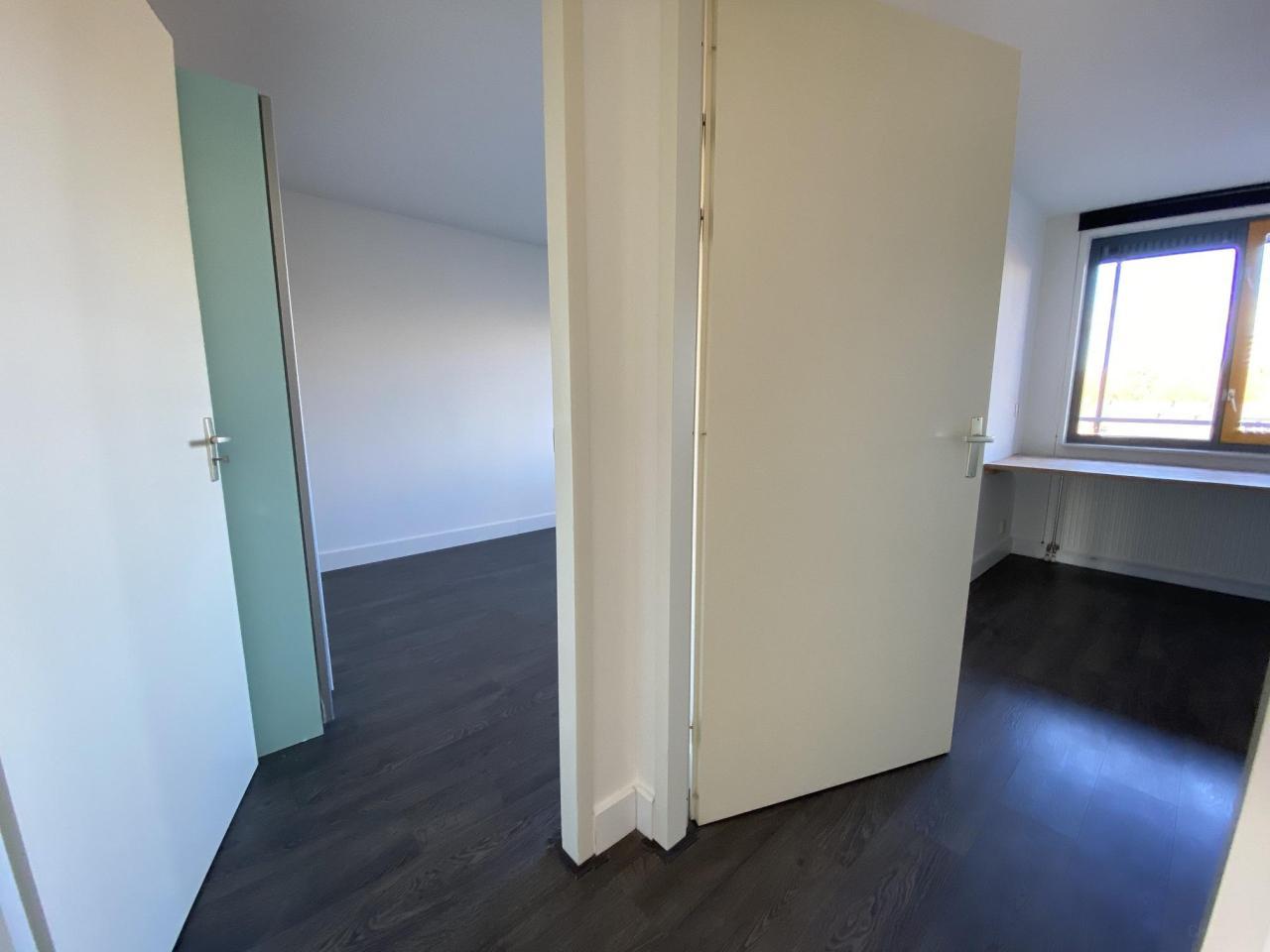 2-Bedroom Apartment with Southwest-Facing Terrace - Image 4