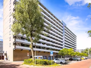 120 m² appartement met zonnig balkon