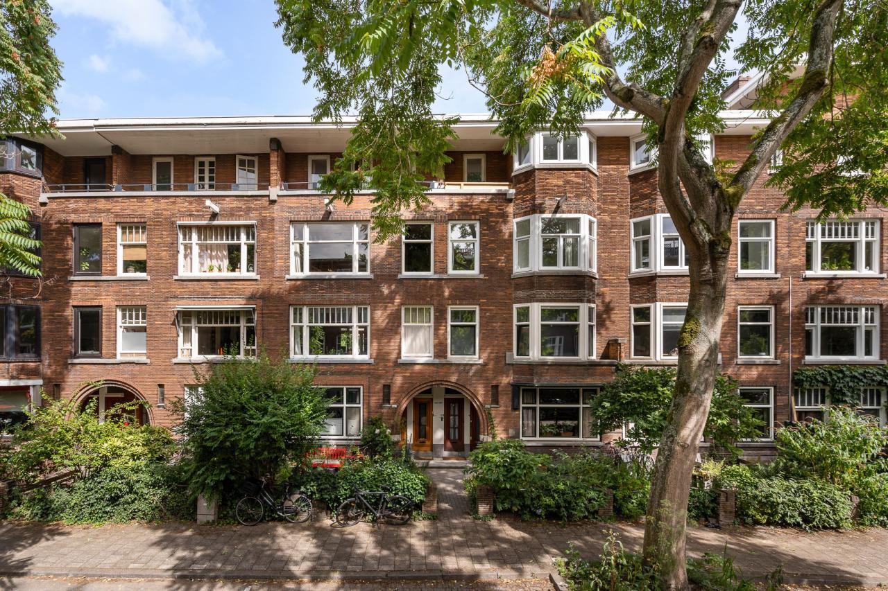 145 m² dubbel bovenhuis met 5 slaapkamers - Afbeelding 2