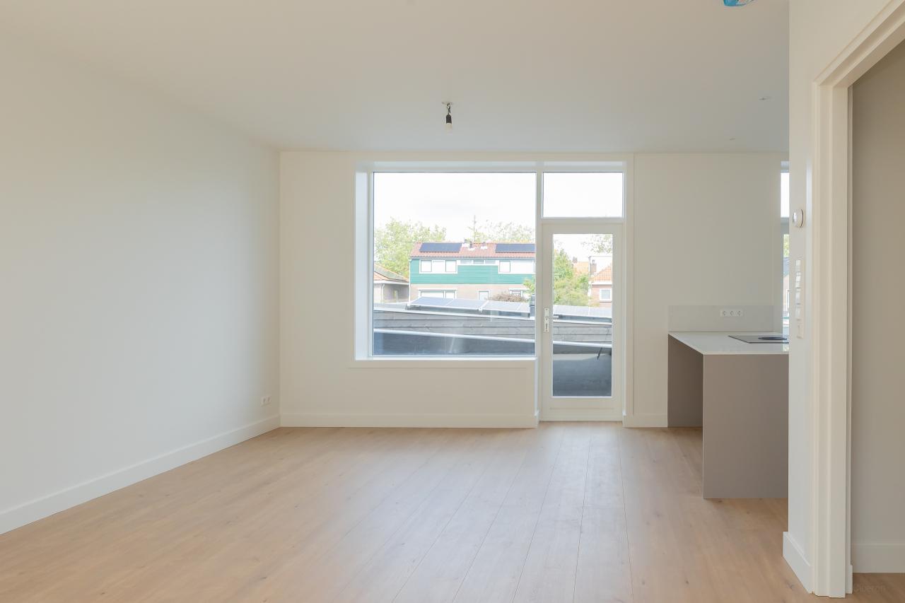 First resident in fresh 3-bedroom loft - Image 4