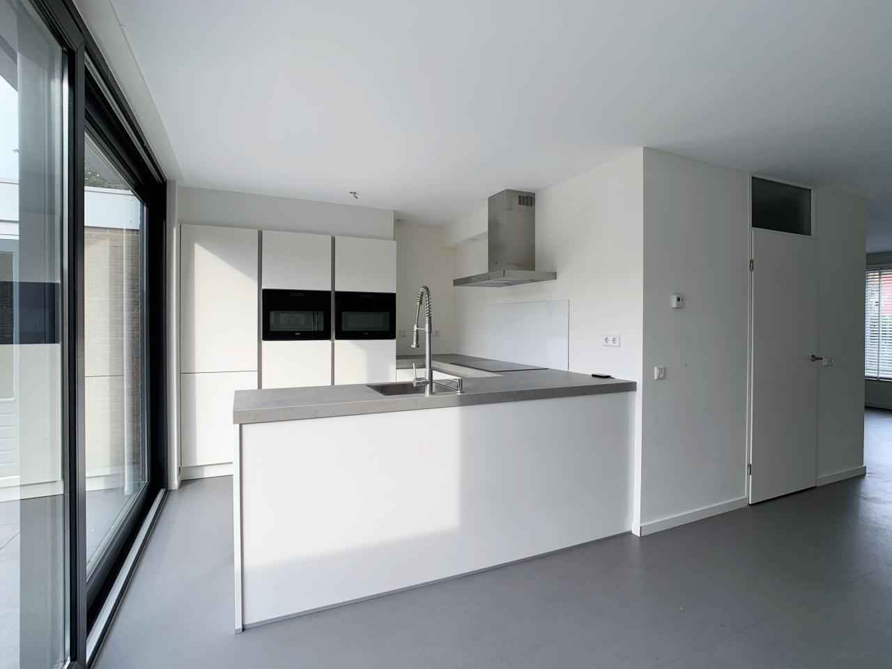 157 m² Corner of Tranquility in Almere Haven - Image 4
