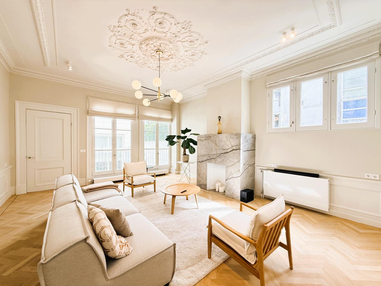 Waterfront Living with 3 Bedrooms - Image 5