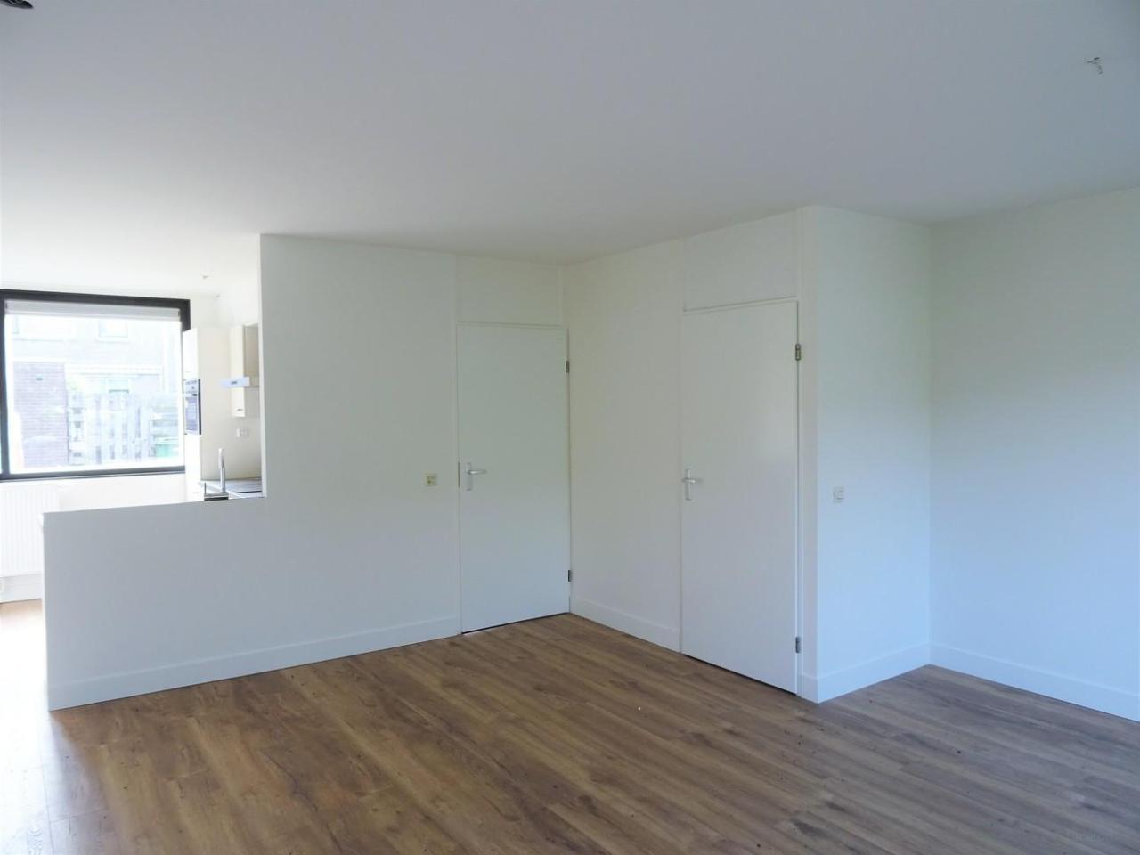 Family Home with Garden in Kruidenwijk - Image 4