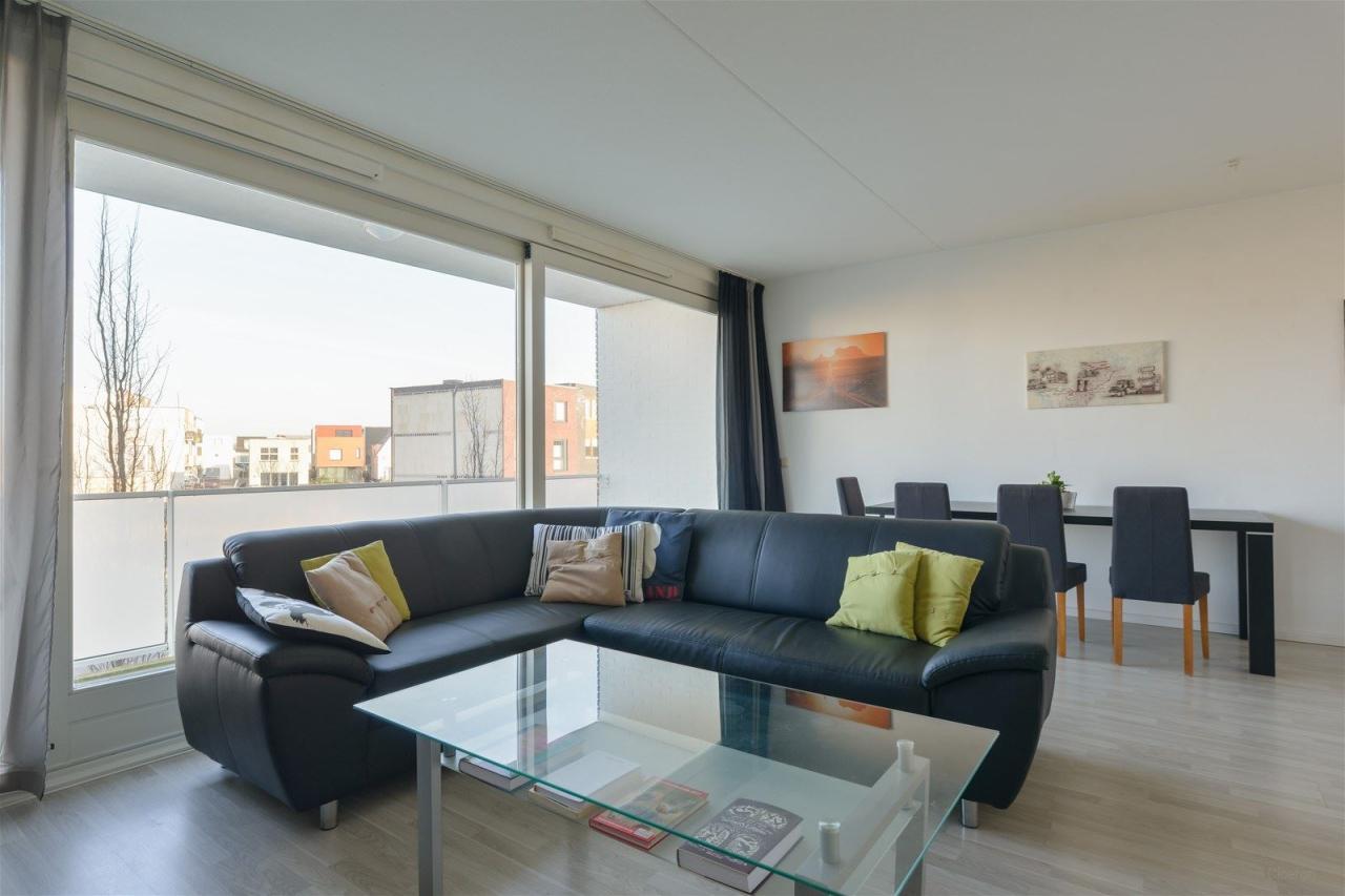 Bright 3-room loft with balcony in Almere Poort - Image 3