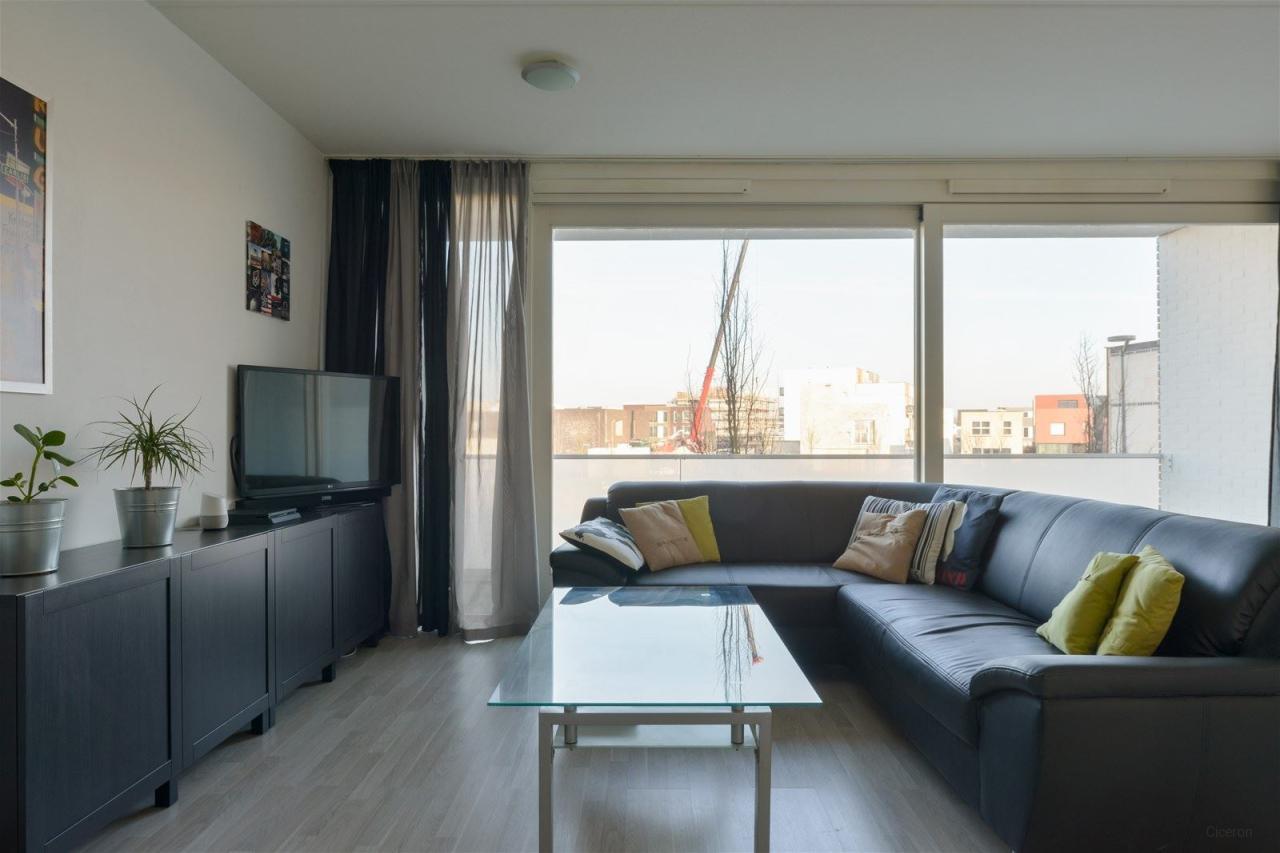 Bright 3-room loft with balcony in Almere Poort - Image 4