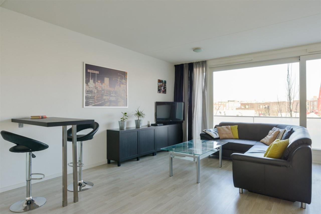 Bright 3-room loft with balcony in Almere Poort - Image 5