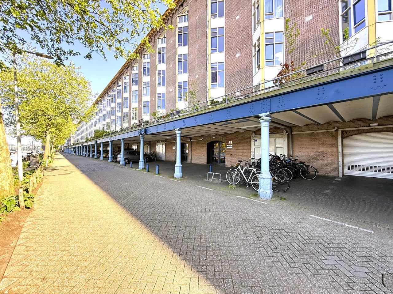 112 m² aan het water in Oostelijk Havengebied - Afbeelding 2