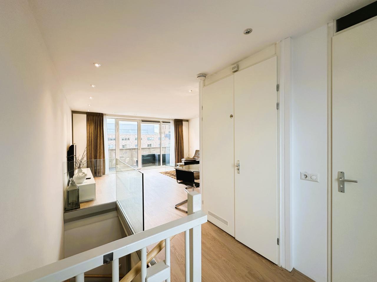 Gemeubileerde maisonnette met balkon - Afbeelding 3