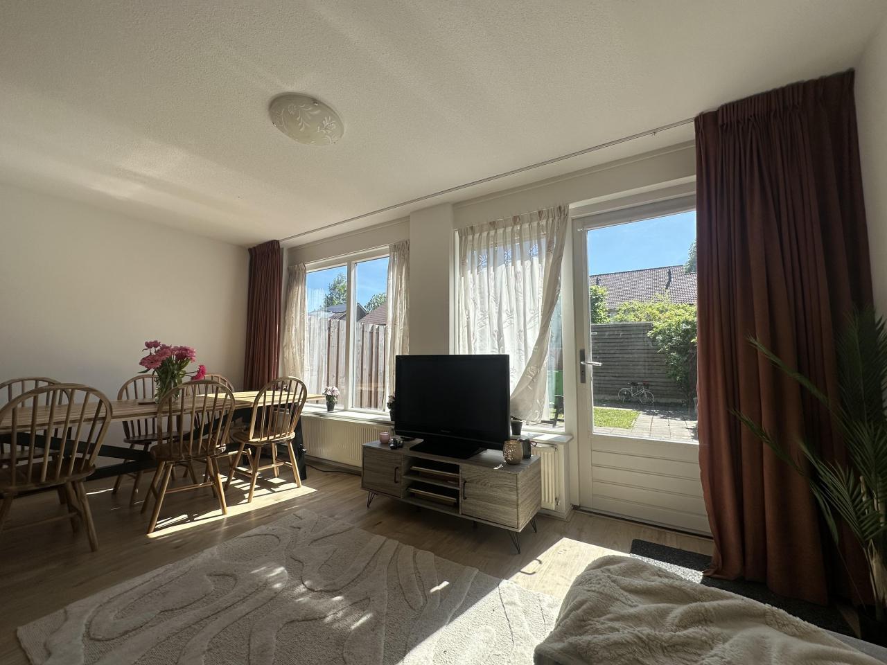 5-bedroom house with garden in Volgerlanden - Image 4