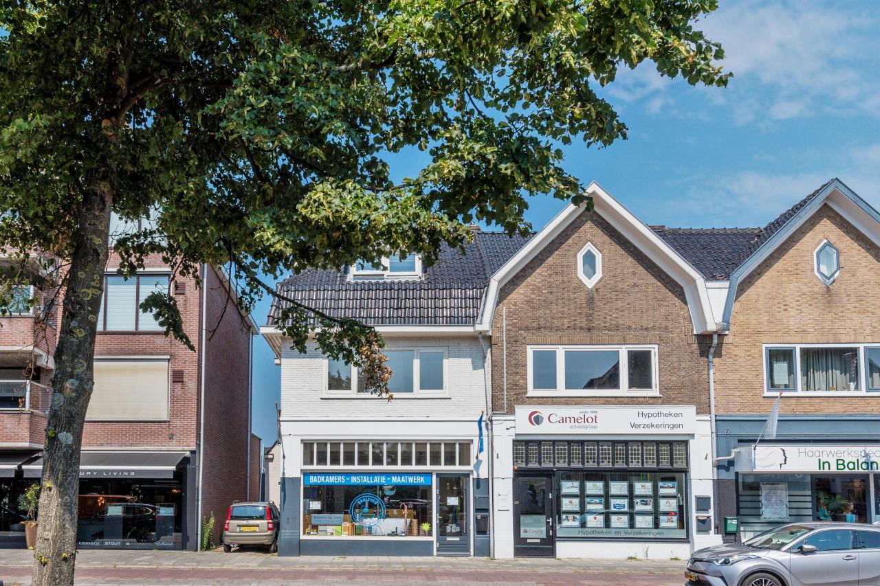 Bright Loft with Roof Terrace in Bussum - Image 1