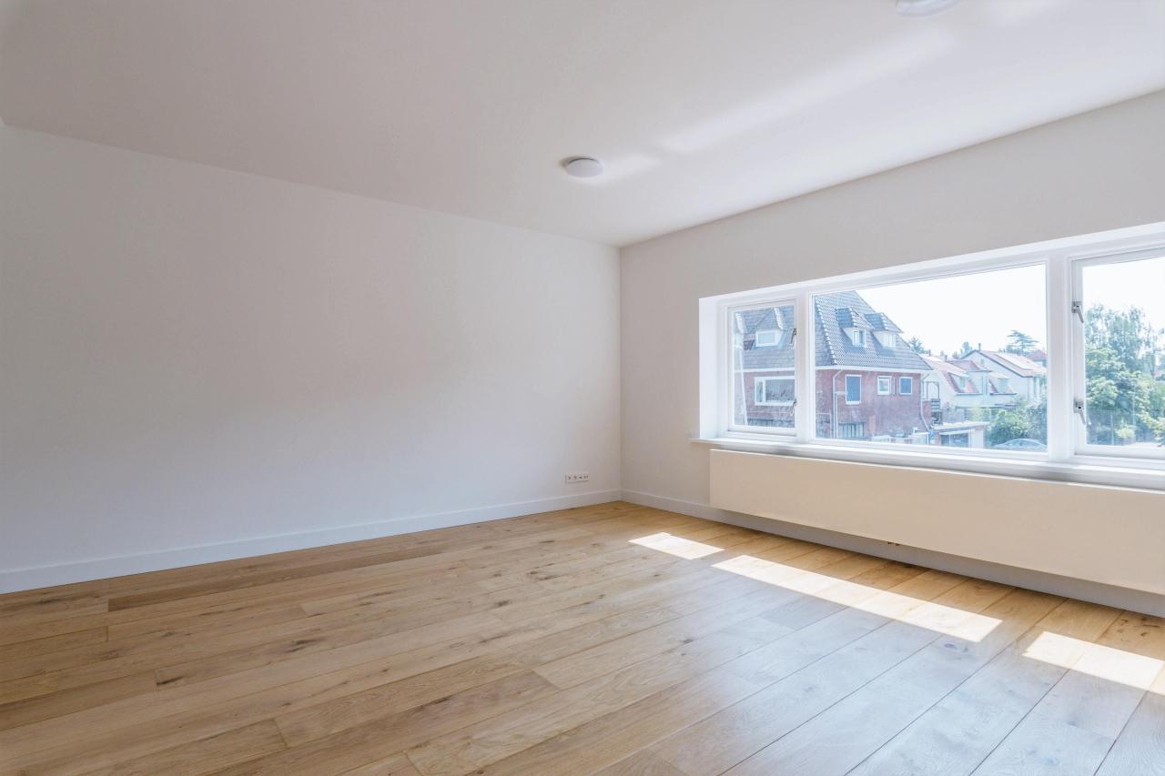 Bright Loft with Roof Terrace in Bussum - Image 3