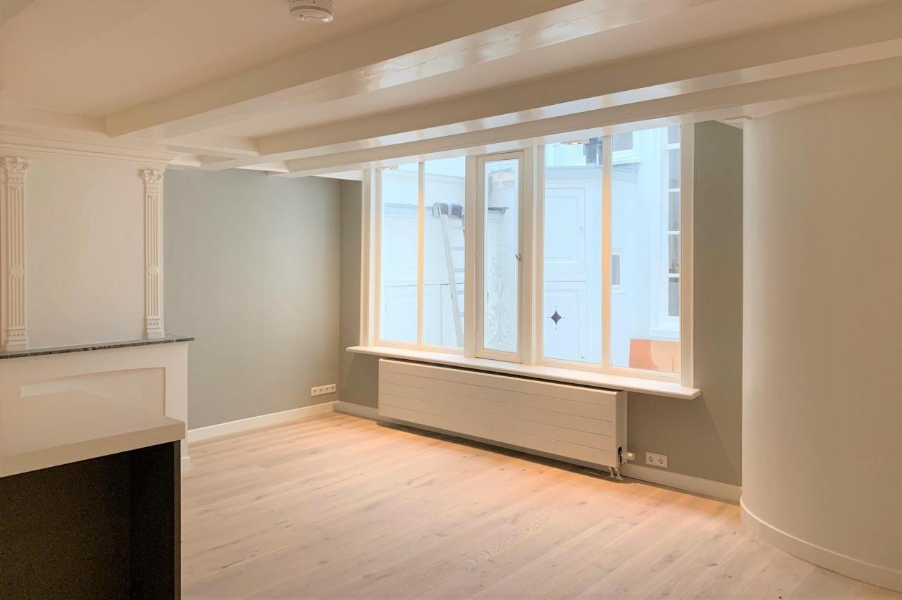 40 m² Canal-side Studio for Students - Image 4