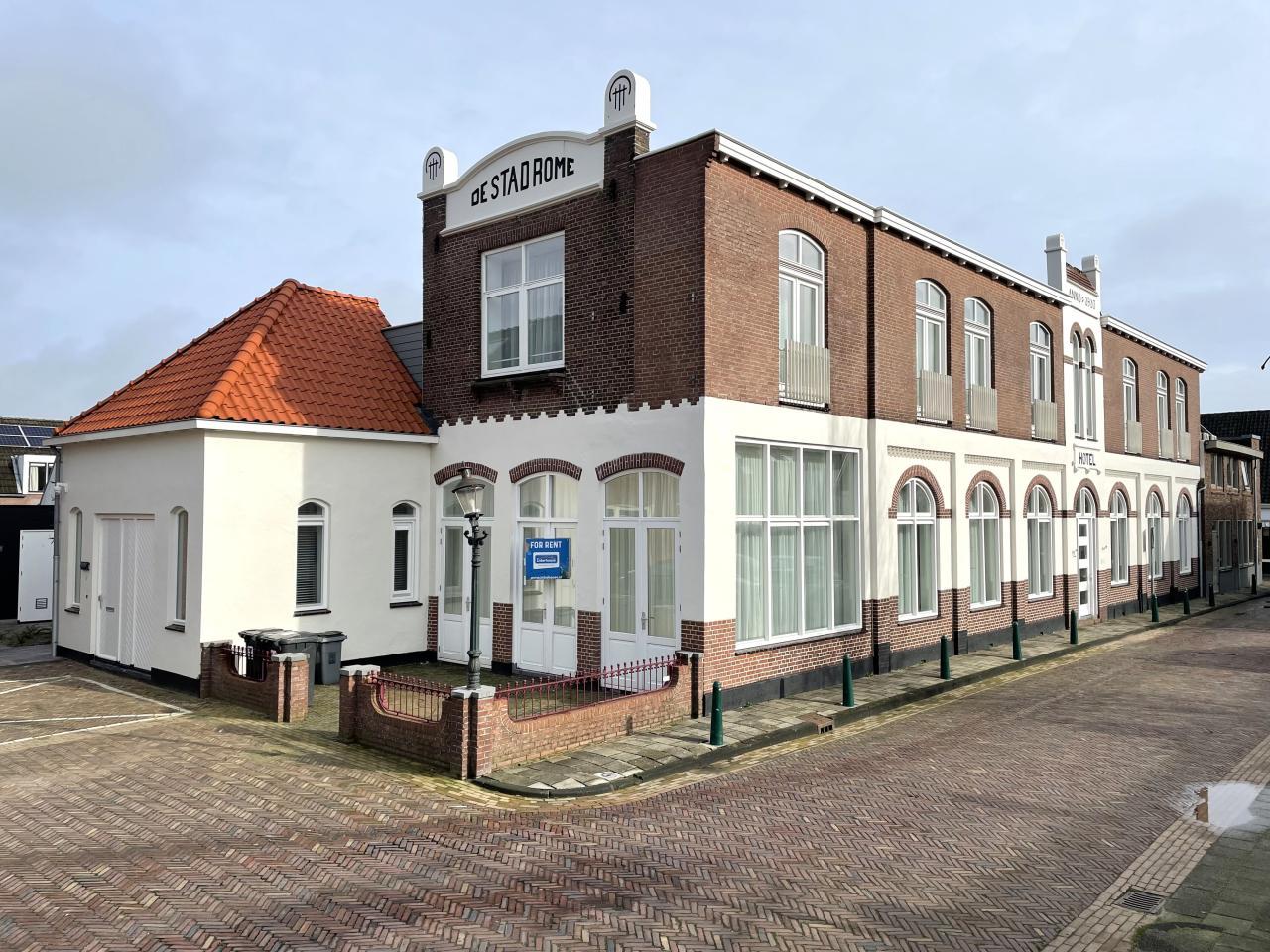 3-kamer appartement met terras in Warmond - Afbeelding 1