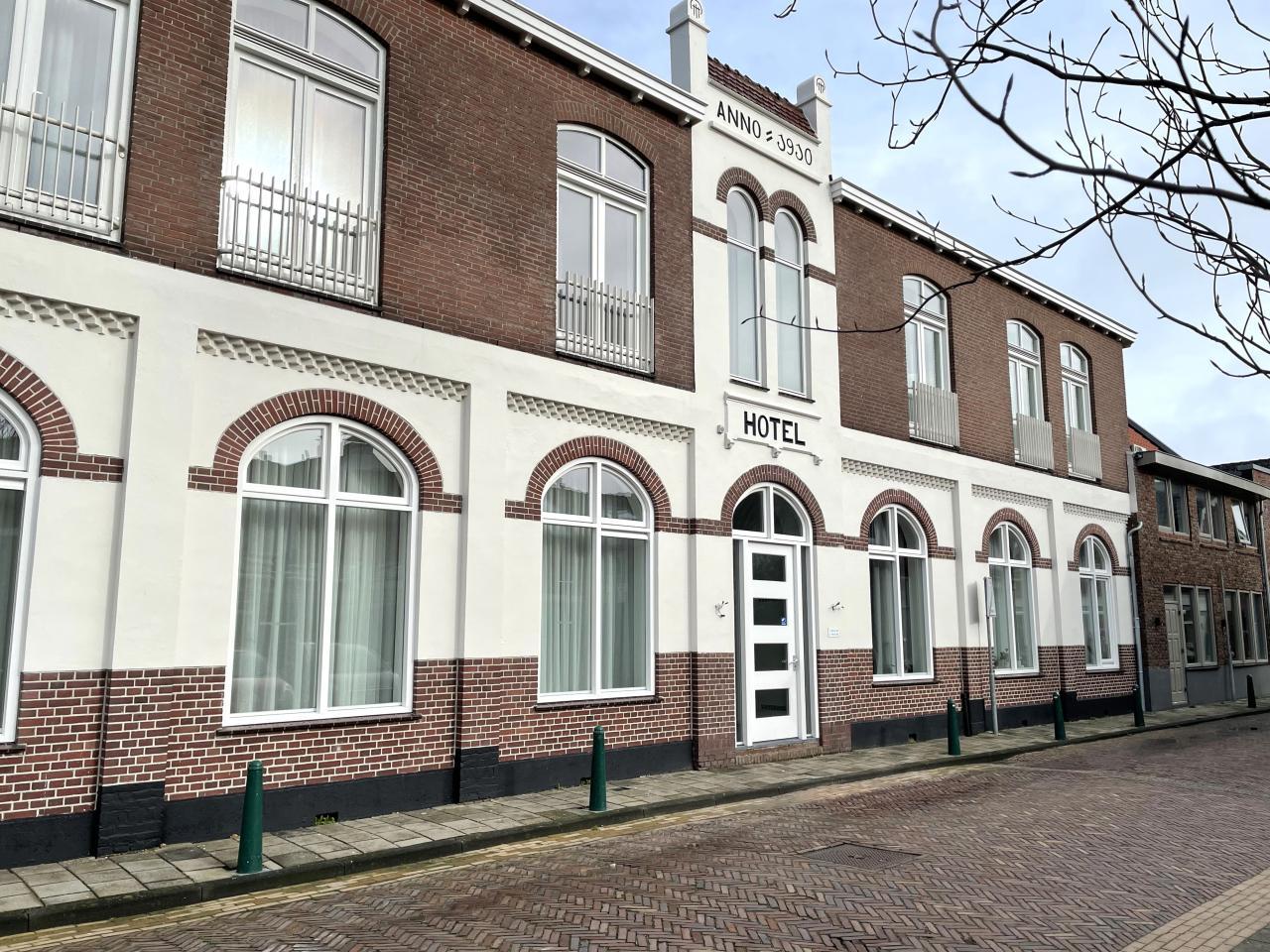 3-kamer appartement met terras in Warmond - Afbeelding 2