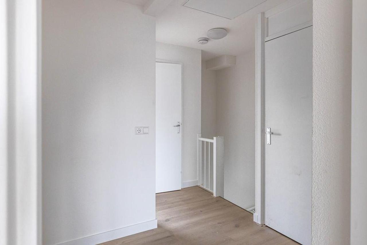 3-Bedroom House with Garden in Den Dolder - Image 8