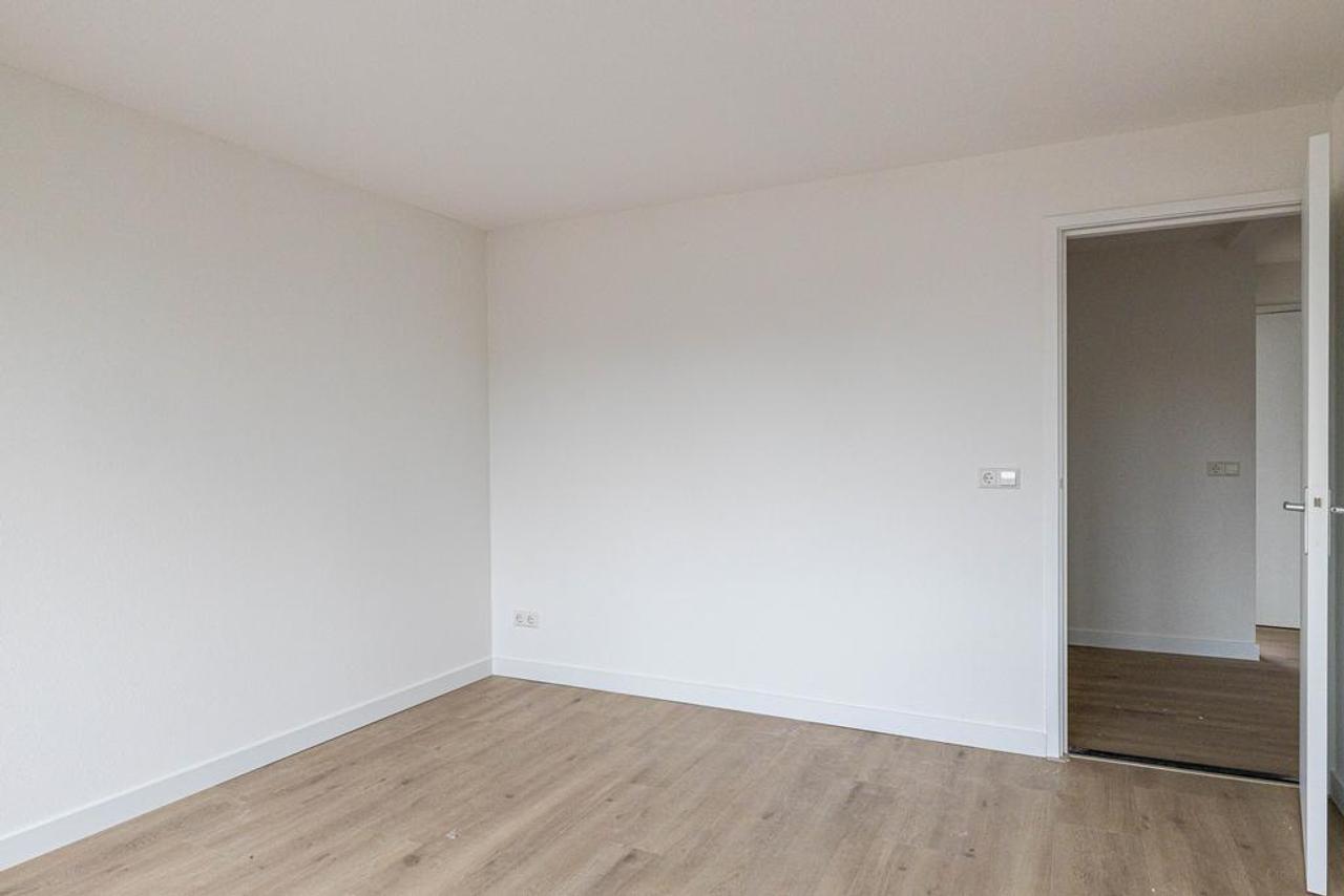 3-Bedroom House with Garden in Den Dolder - Image 16