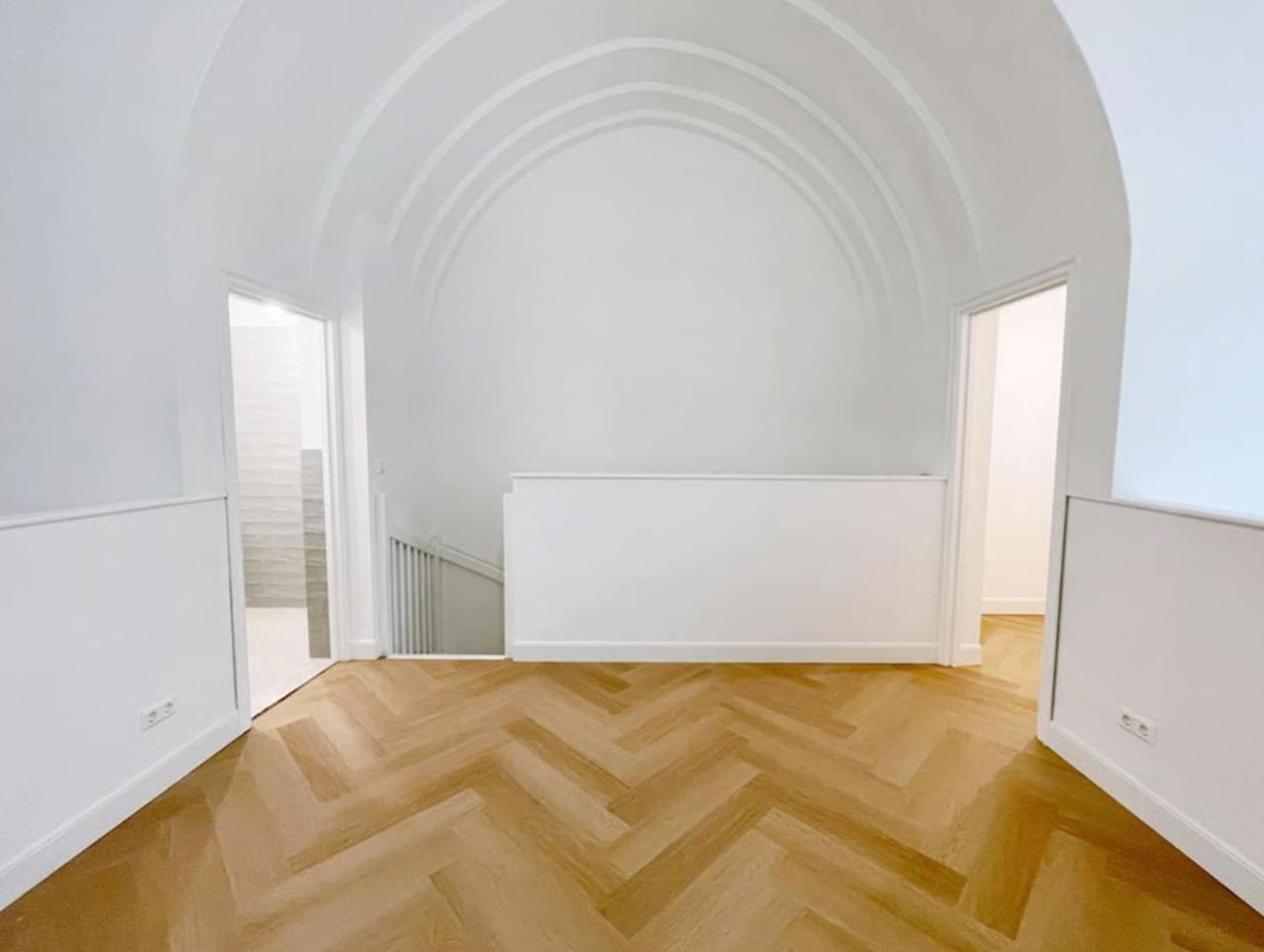 Two Bedrooms and Garden in Voscuyl - Image 15