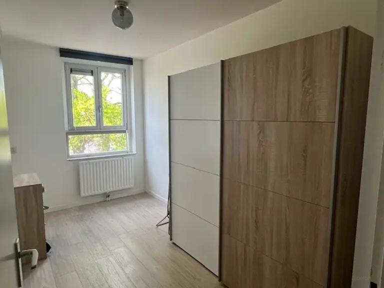 Tijdelijk 3-kamerappartement met balkon - Afbeelding 8