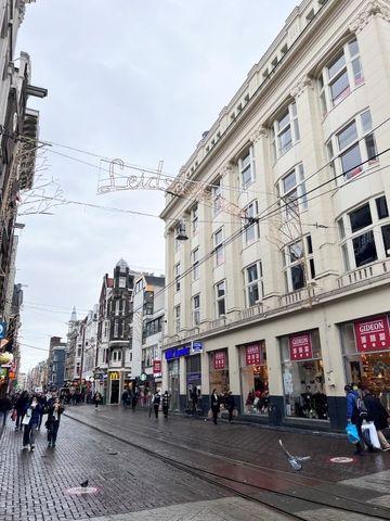 Furnished 1-bedroom apartment near Leidseplein - Image 22