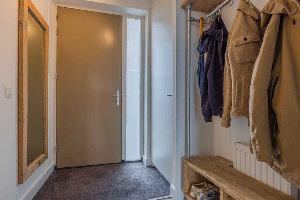 Gemeubileerd 3-kamerappartement met balkon - Afbeelding 3